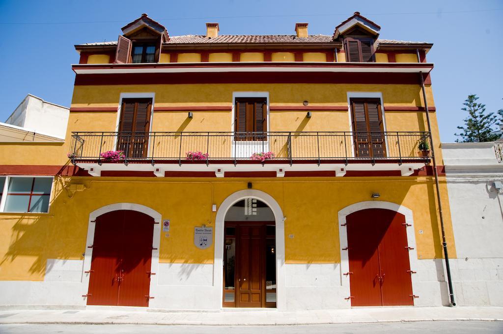 Quattro Ducati Hotel Trani Kültér fotó