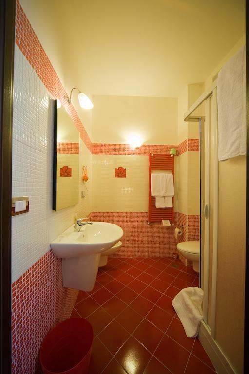 Quattro Ducati Hotel Trani Szoba fotó
