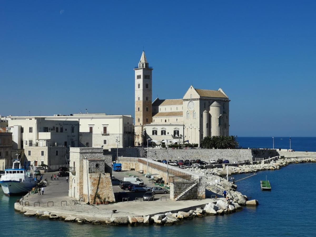 Quattro Ducati Hotel Trani Kültér fotó